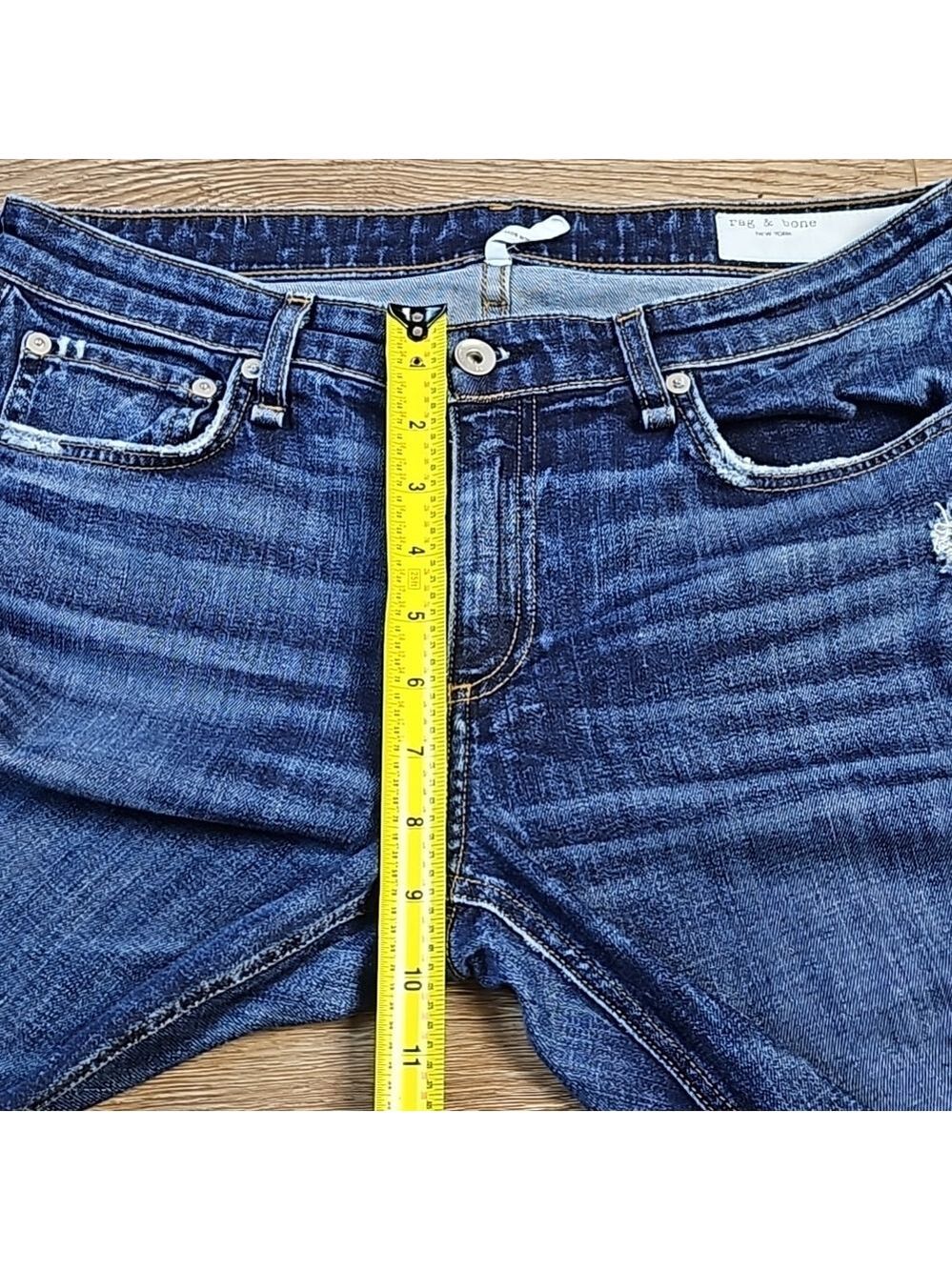 Rag & Bone Dre Low Rise Slim Boyfriend Distressed Destructed Jean in Harper Wash - Picture 15 of 16